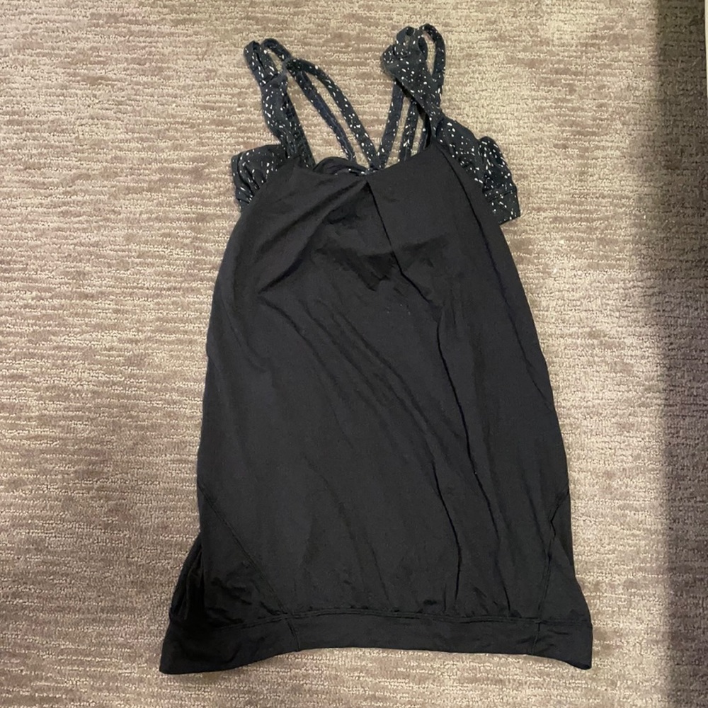 Lulu lemon black built in bra tank top size 6
